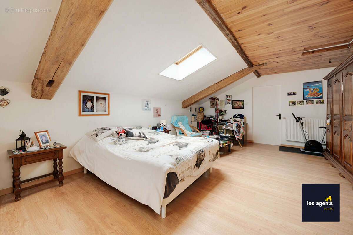 Maison à VELLE-SUR-MOSELLE