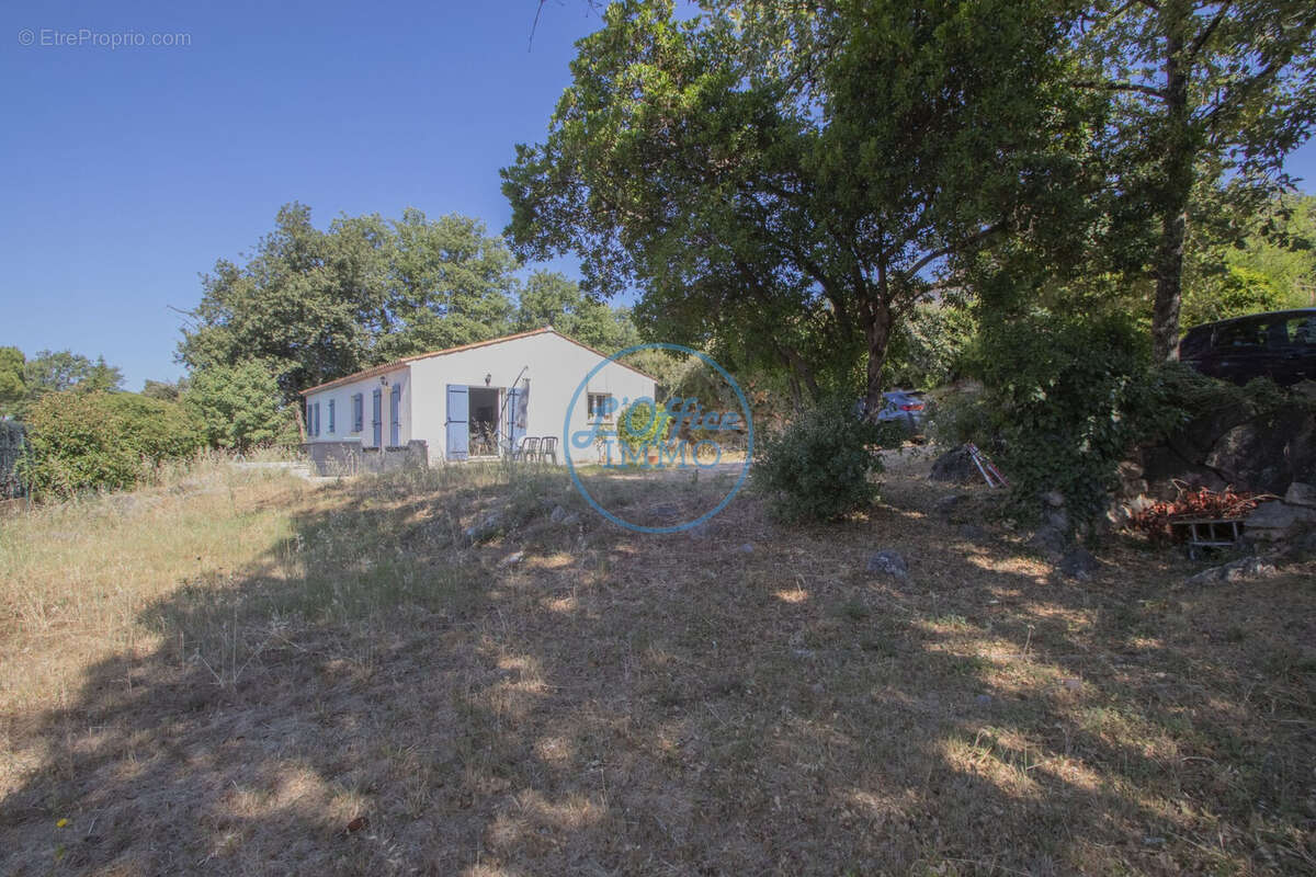 Maison à CAMPS-LA-SOURCE