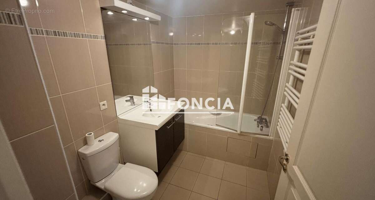 Appartement à SAINT-CYR-L'ECOLE