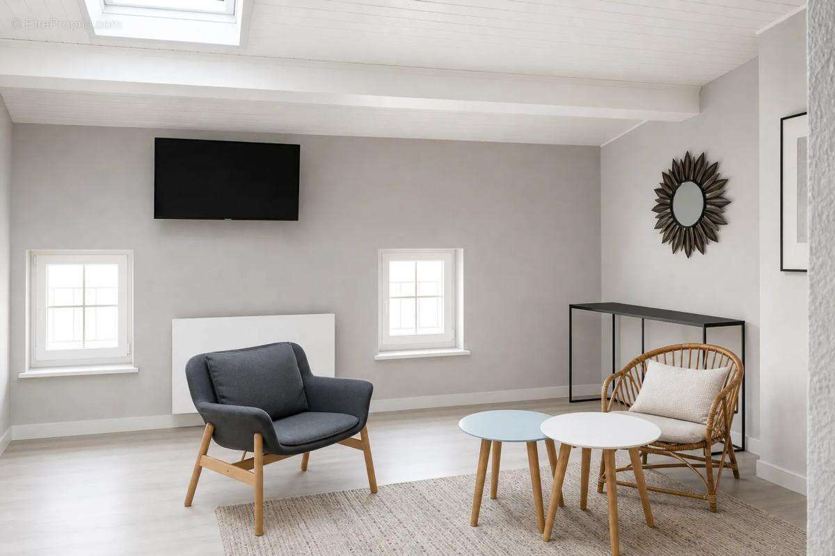 Appartement rénové avec vue cathédrale à Albi - photo 3