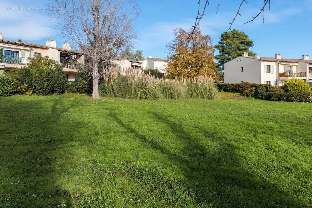 Appartement à VILLENEUVE-LOUBET