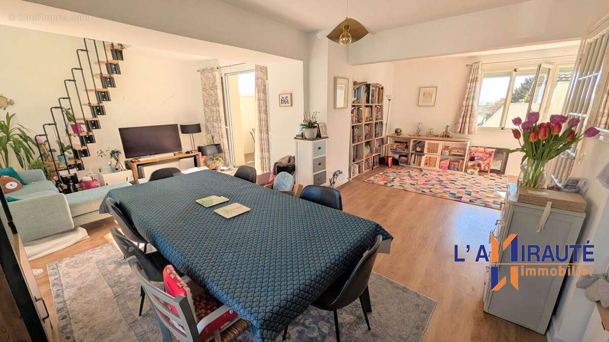Maison à HOUILLES