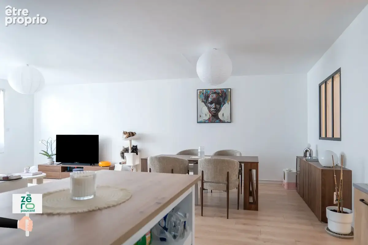 Luçon hyper-centre   immeuble de rapport   3 appartements loués   23 400 € de revenus annuels   rentabilité +8 - photo 5