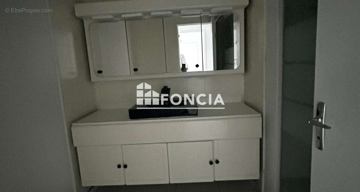 Appartement à MARSEILLE-11E