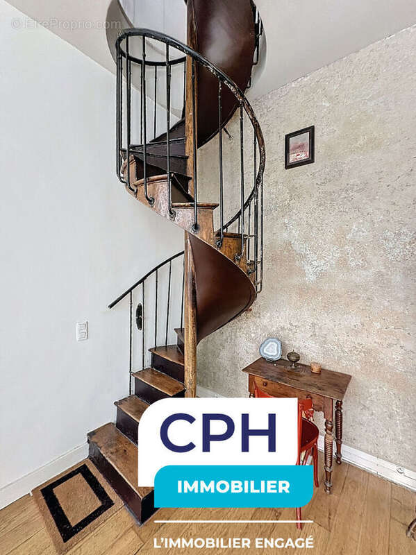 Appartement à PARIS-10E