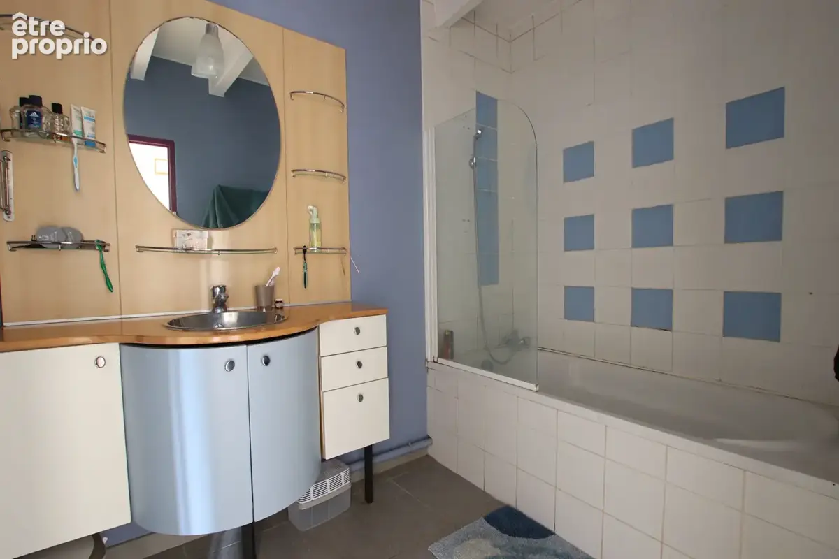 Maison en pierre - 6 chambres - photo 14