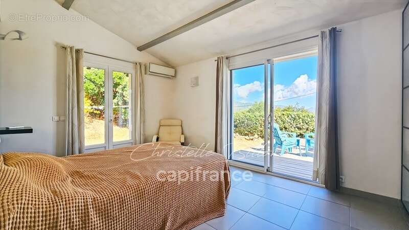 Maison à PORTO-VECCHIO