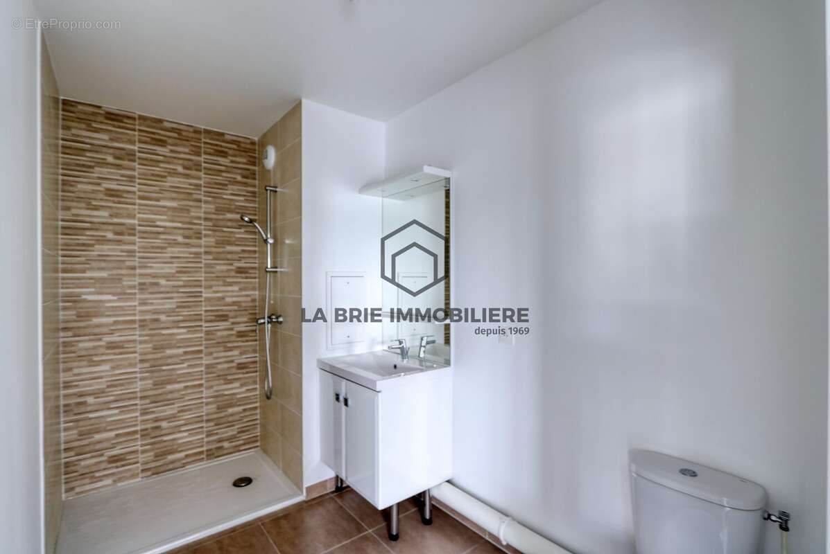 Appartement 49 m² à Mennecy  - photo 6
