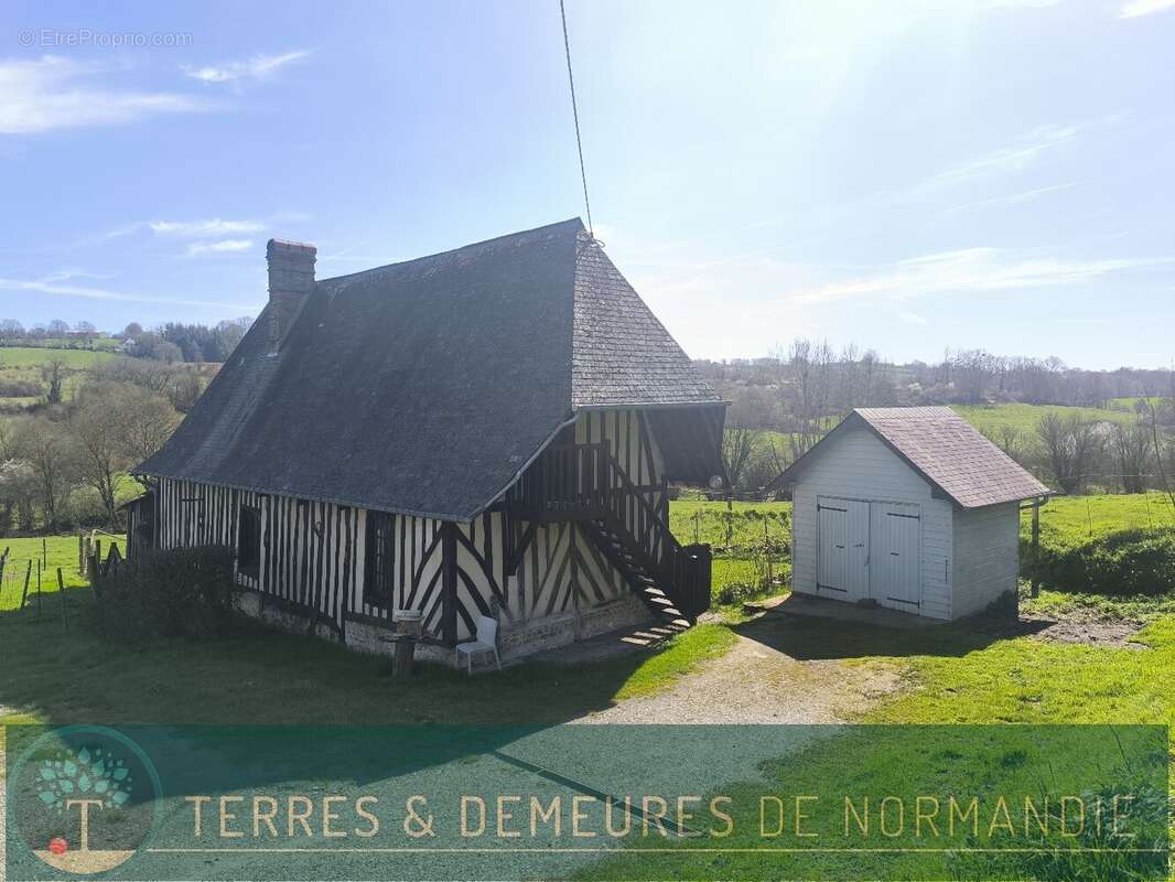 Maison à BONNEVILLE-LA-LOUVET