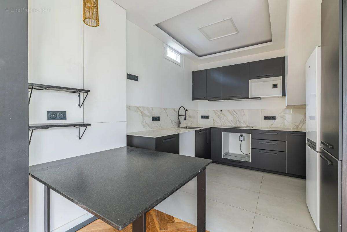 Maison à SAINT-MAUR-DES-FOSSES