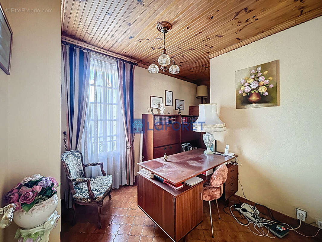 Maison à SAVIGNY-SUR-ORGE