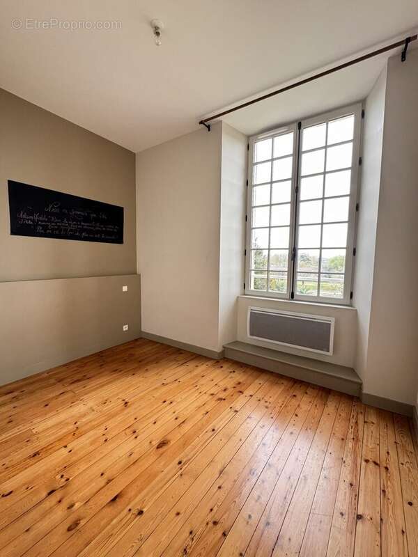 Appartement à SAINTES