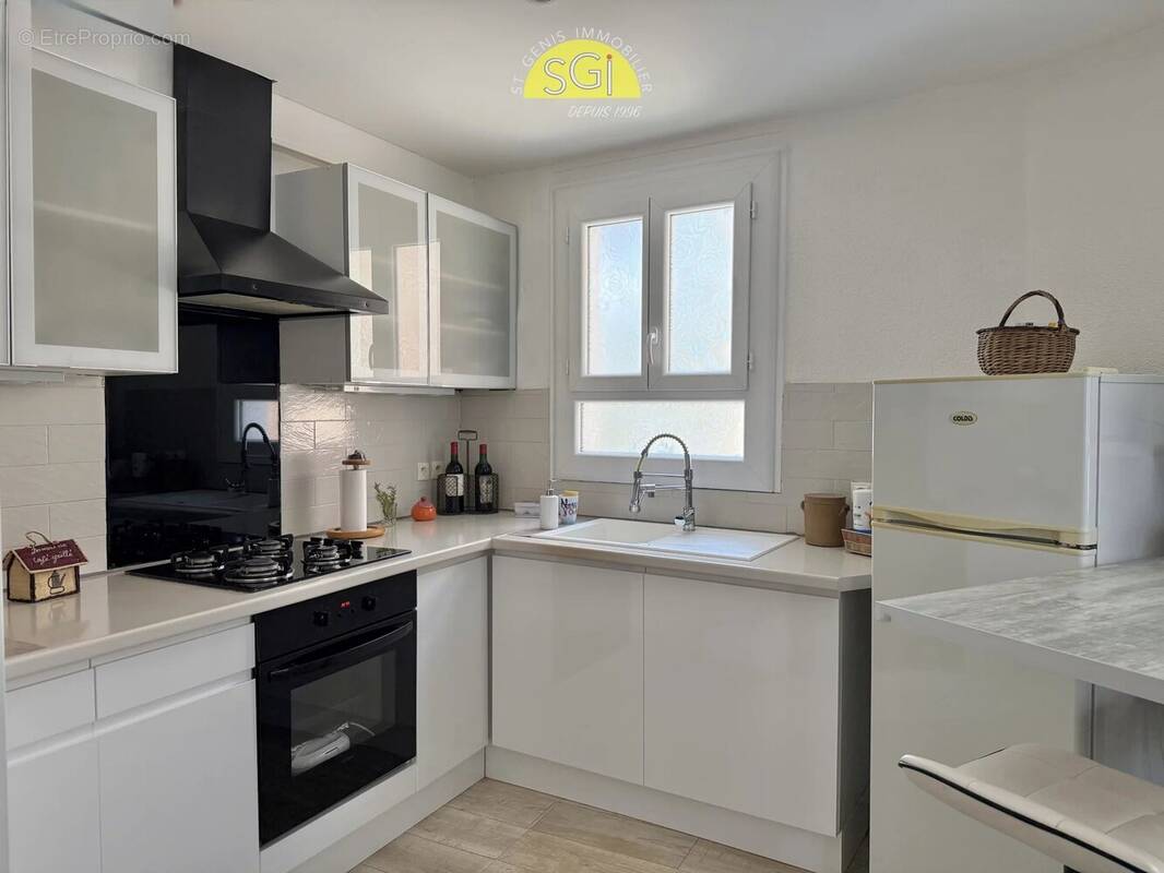 Maison à VILLELONGUE-DELS-MONTS