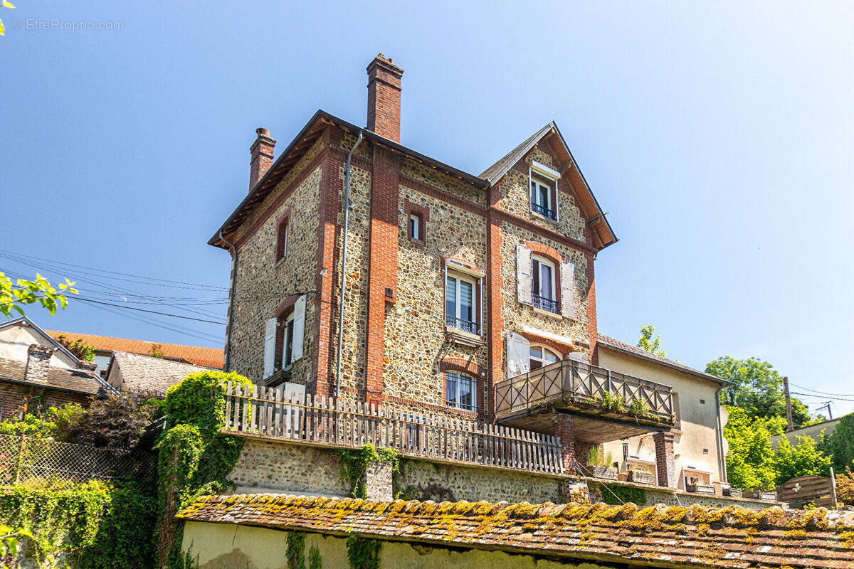 Maison à LA NEUVE-LYRE