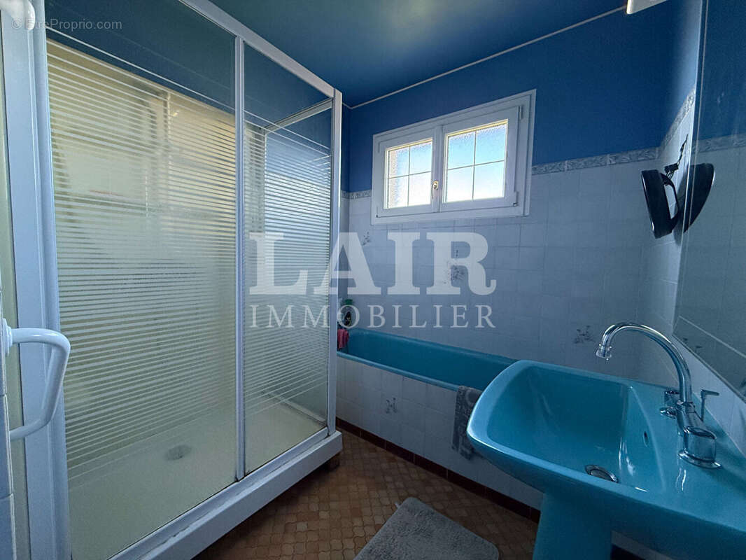 Maison à FRESNAY-SUR-SARTHE