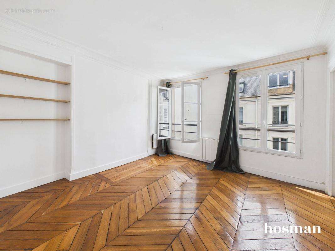 Coup de coeur - 2 pièces de 33,5m² - 5ème étage avec ascenseur + charme de l'ancien - Rue Lavoisier, Paris - photo 2