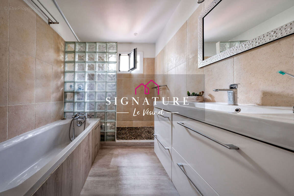 Appartement à LE VESINET