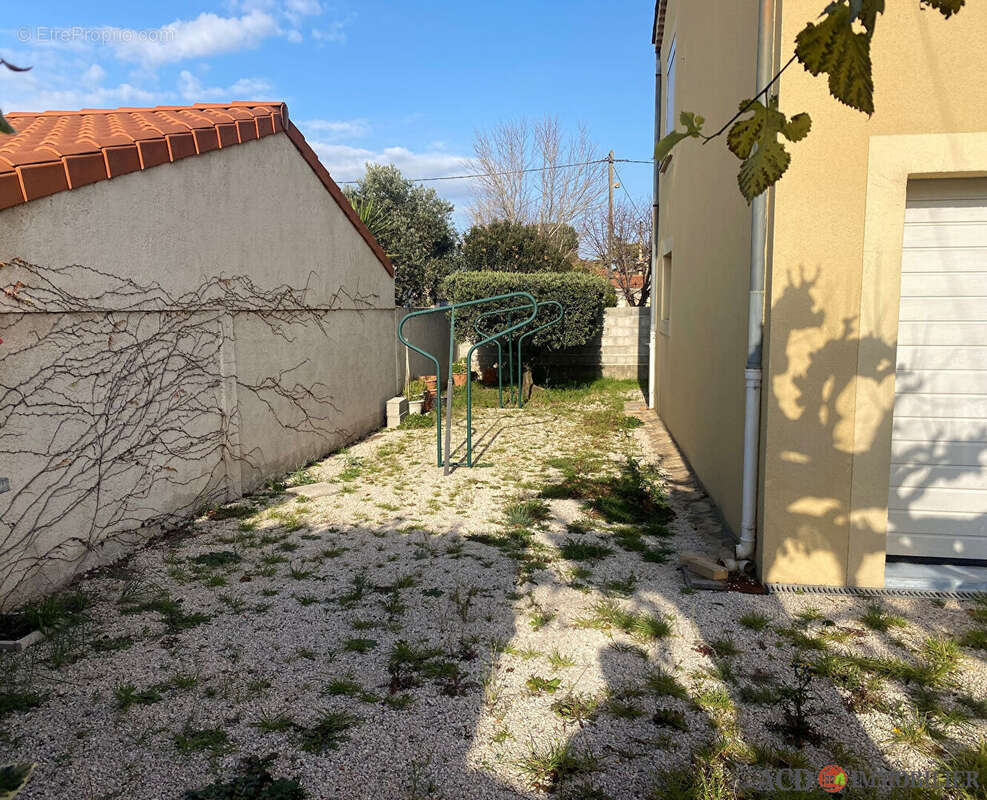Maison à ROGNAC