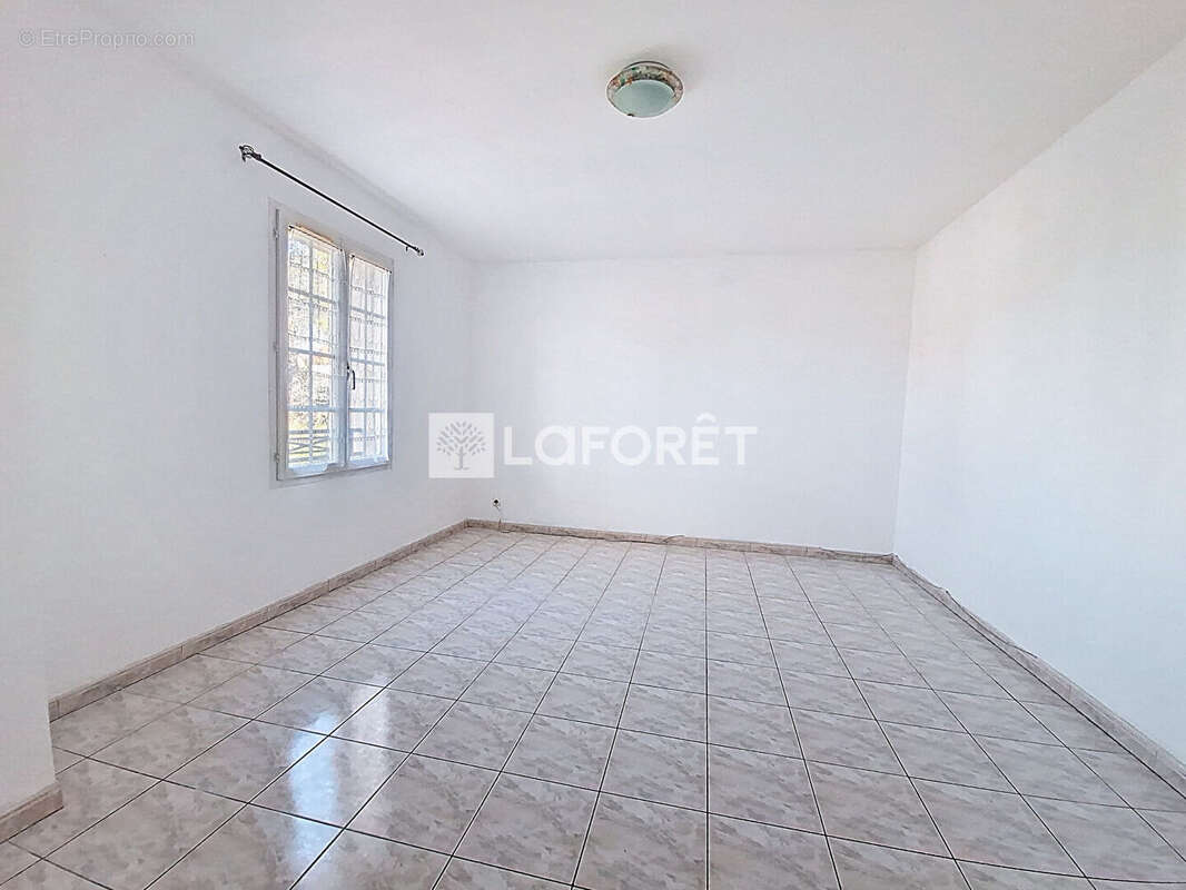 Maison à LEUVILLE-SUR-ORGE