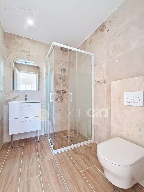 Appartement à VALBONNE
