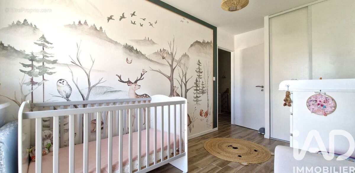 Maison 91 m² à Saint-Leger-Les-Vignes  - photo 8