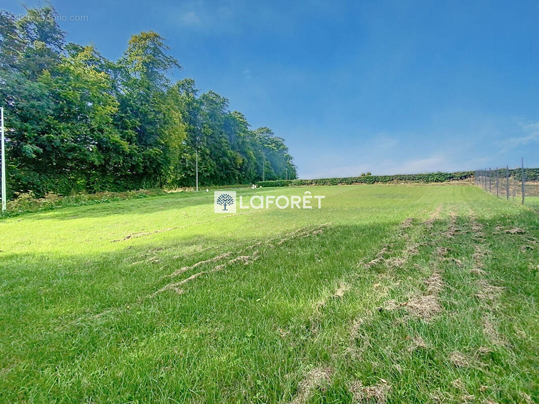 Terrain à HERICOURT-EN-CAUX