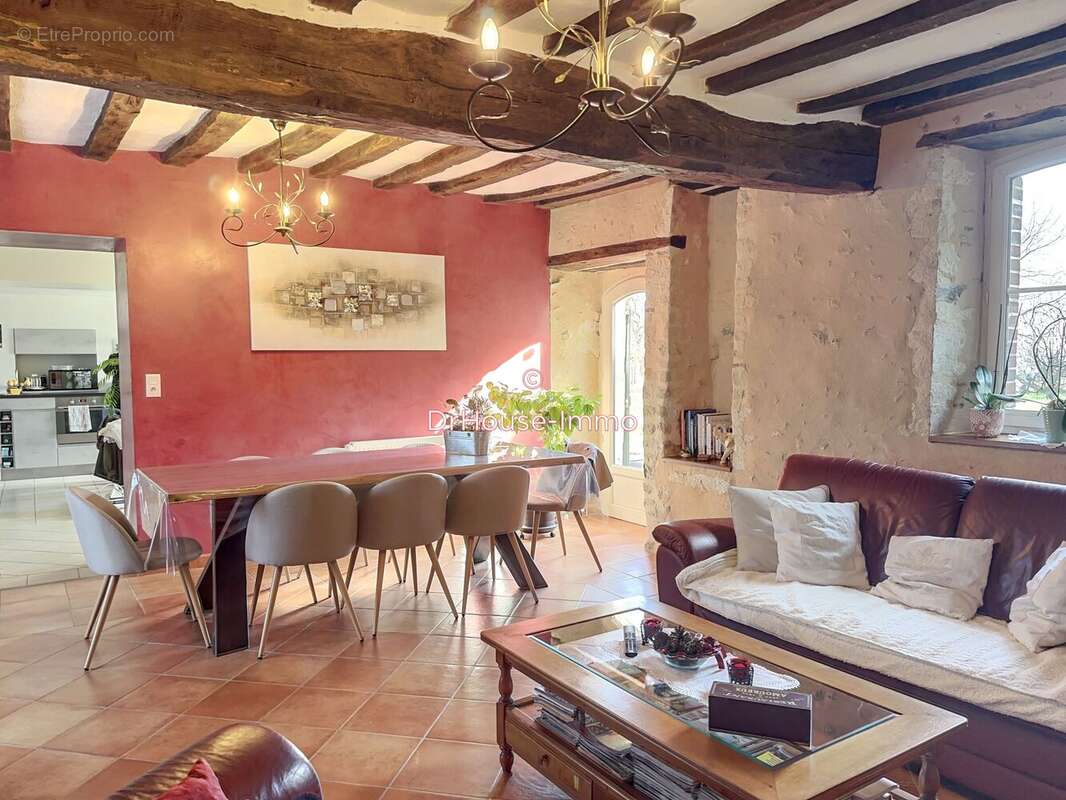 Maison à LA CHAPELLE-DU-BOIS