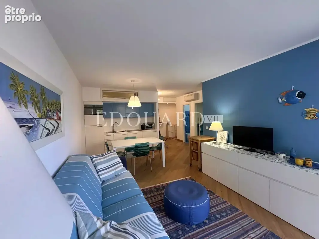En exclusivité trois pièces en excellent état avec grande terrasse, vue mer et parking, face aux Sablettes - photo 22