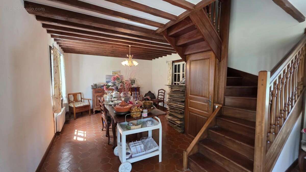 Propriete de caractere   ! du cachet ! - photo 14