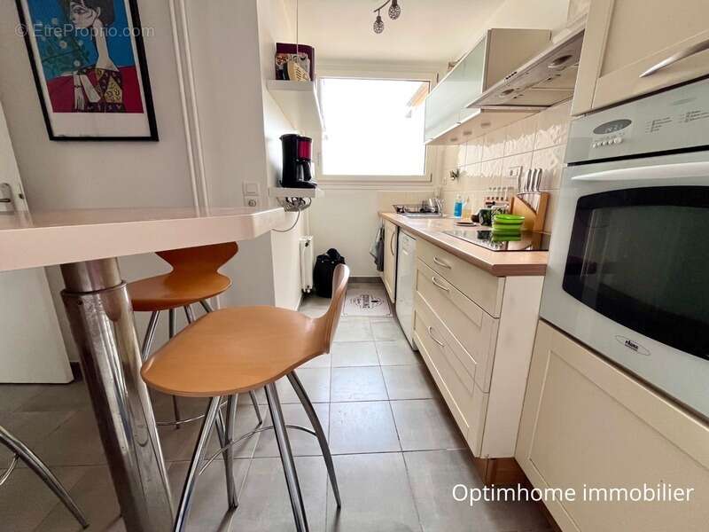Appartement à vendre T4, 15ème étage vue panoramique - photo 6