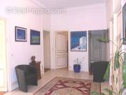 Entrée Carrelage - Appartement à NICE