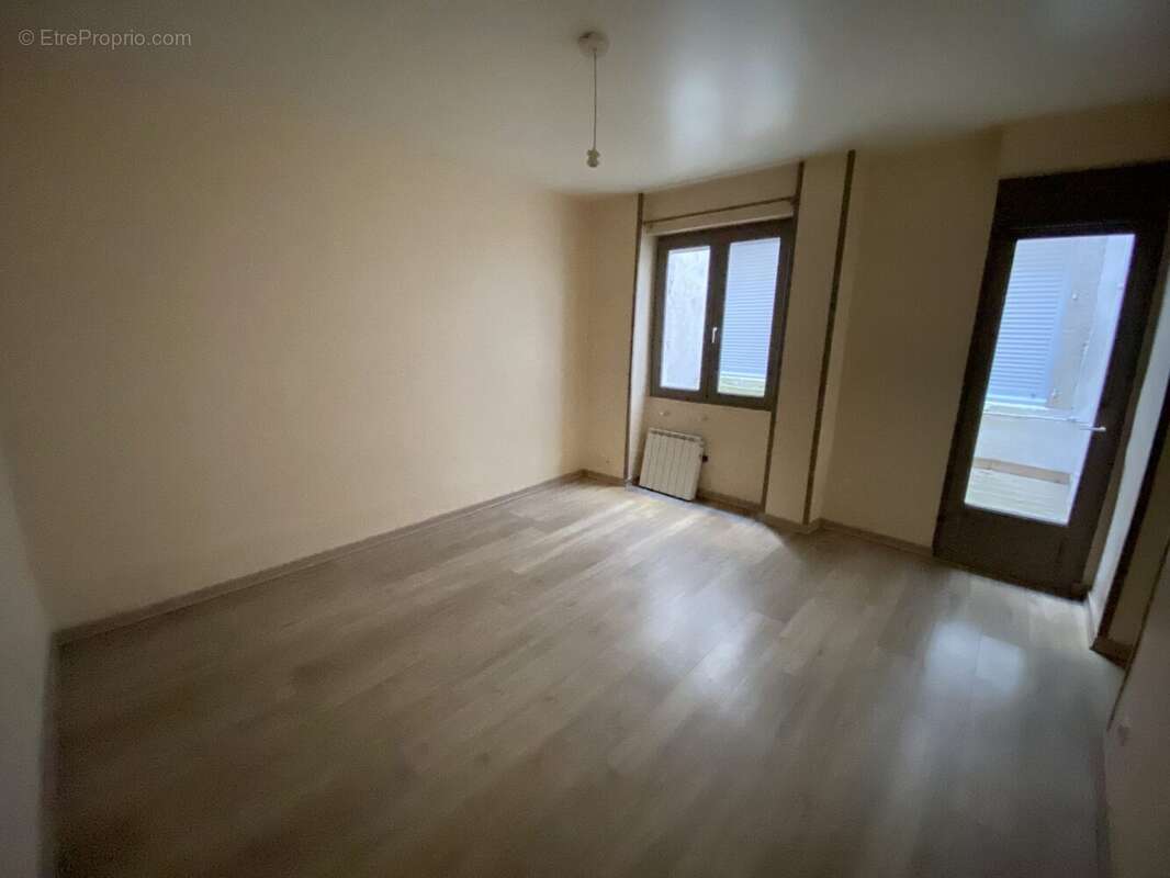 Appartement à AUBENAS