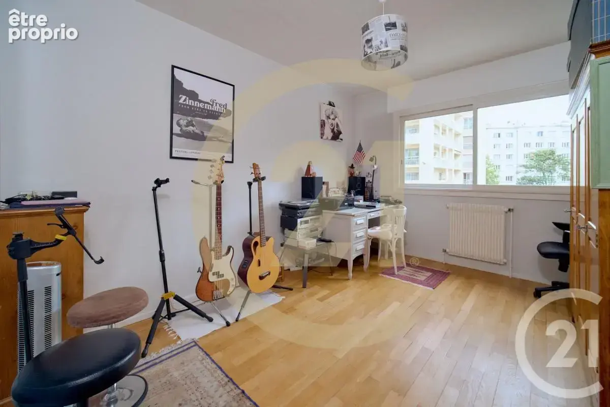 Appartement 107 m² à Lyon-8e  - photo 10