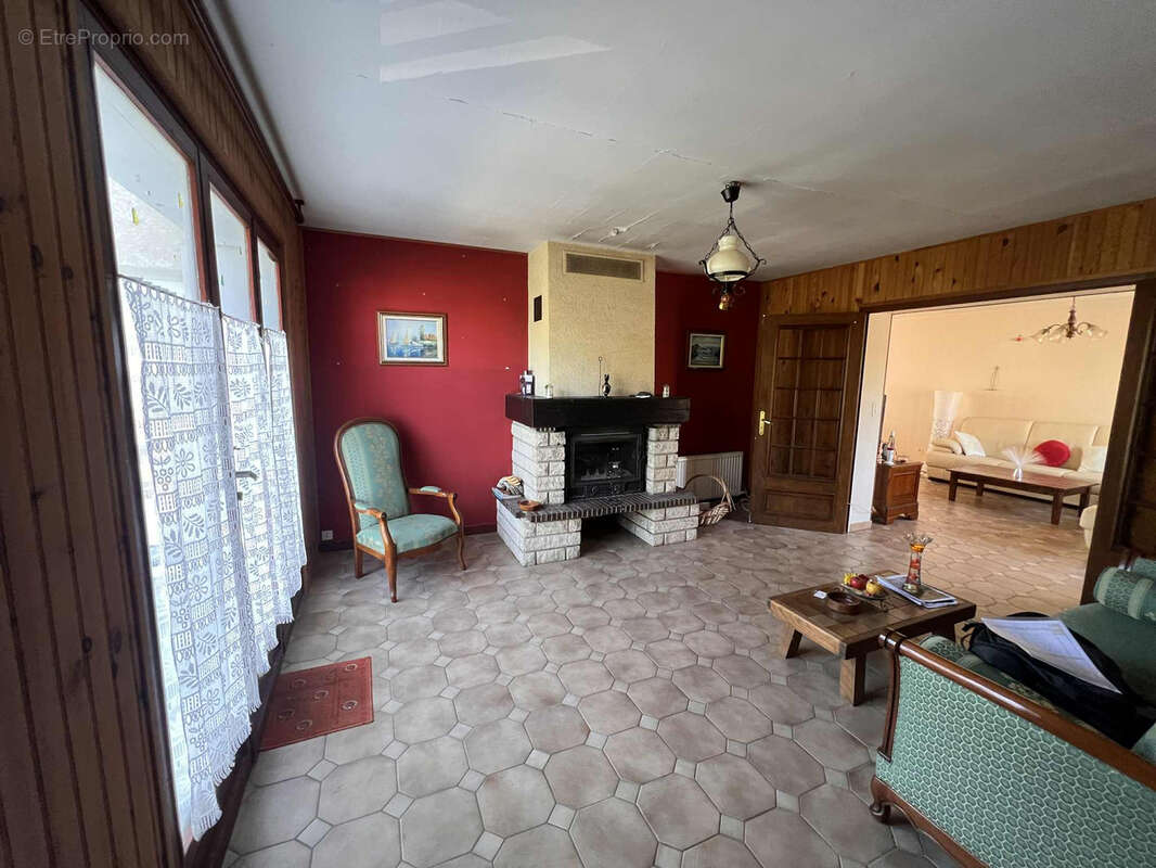 Maison à MERRY-LA-VALLEE