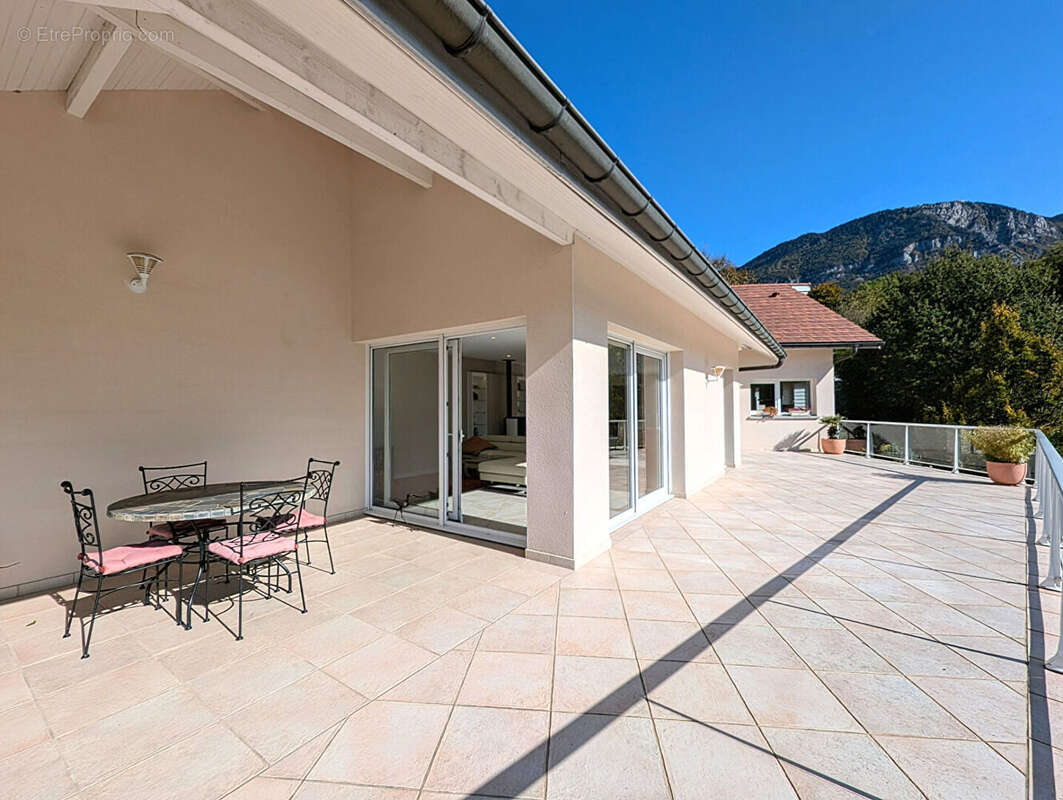 Maison à AIX-LES-BAINS