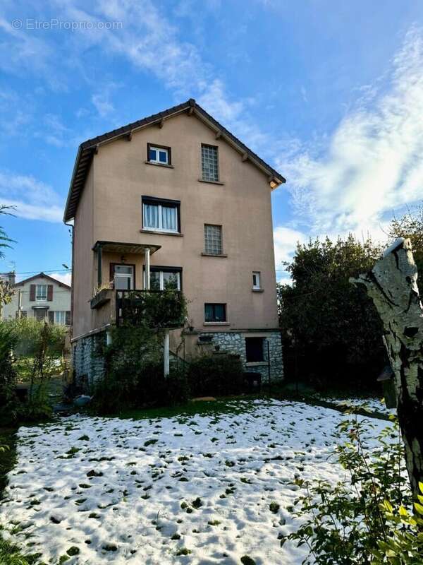 Maison à VILLENEUVE-SAINT-GEORGES