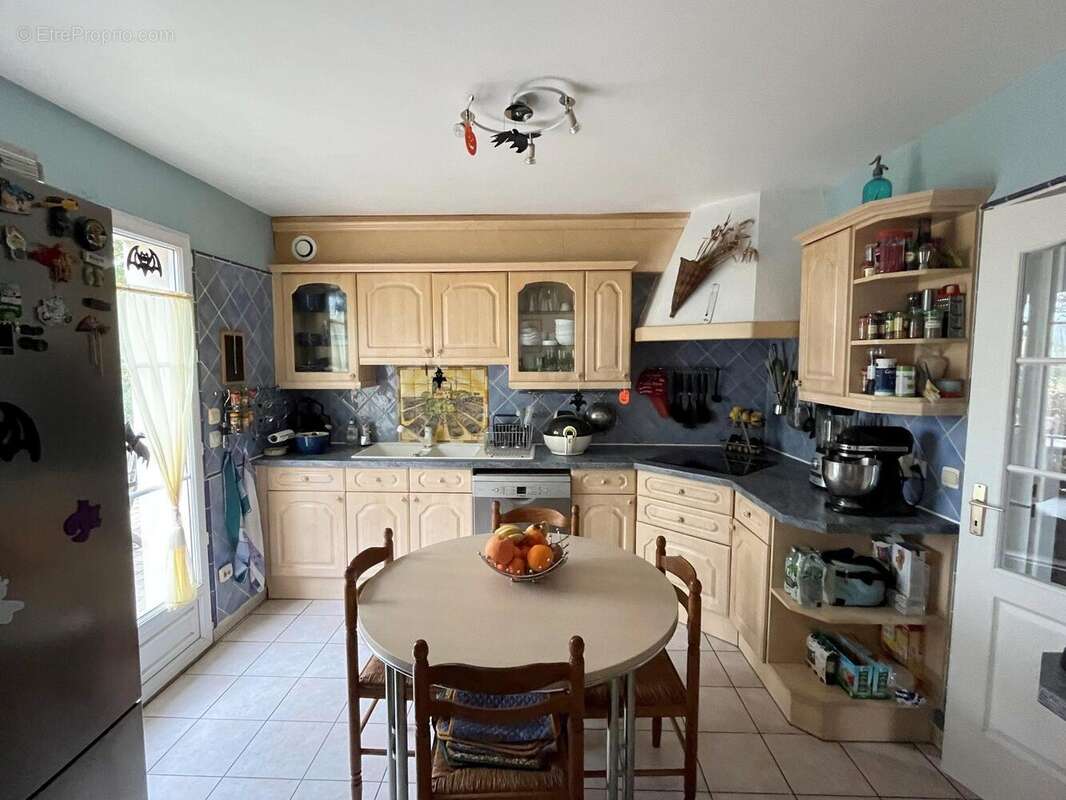 Maison à LACHELLE