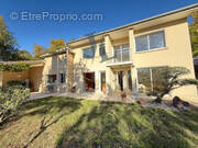 Maison à MONTMEYRAN