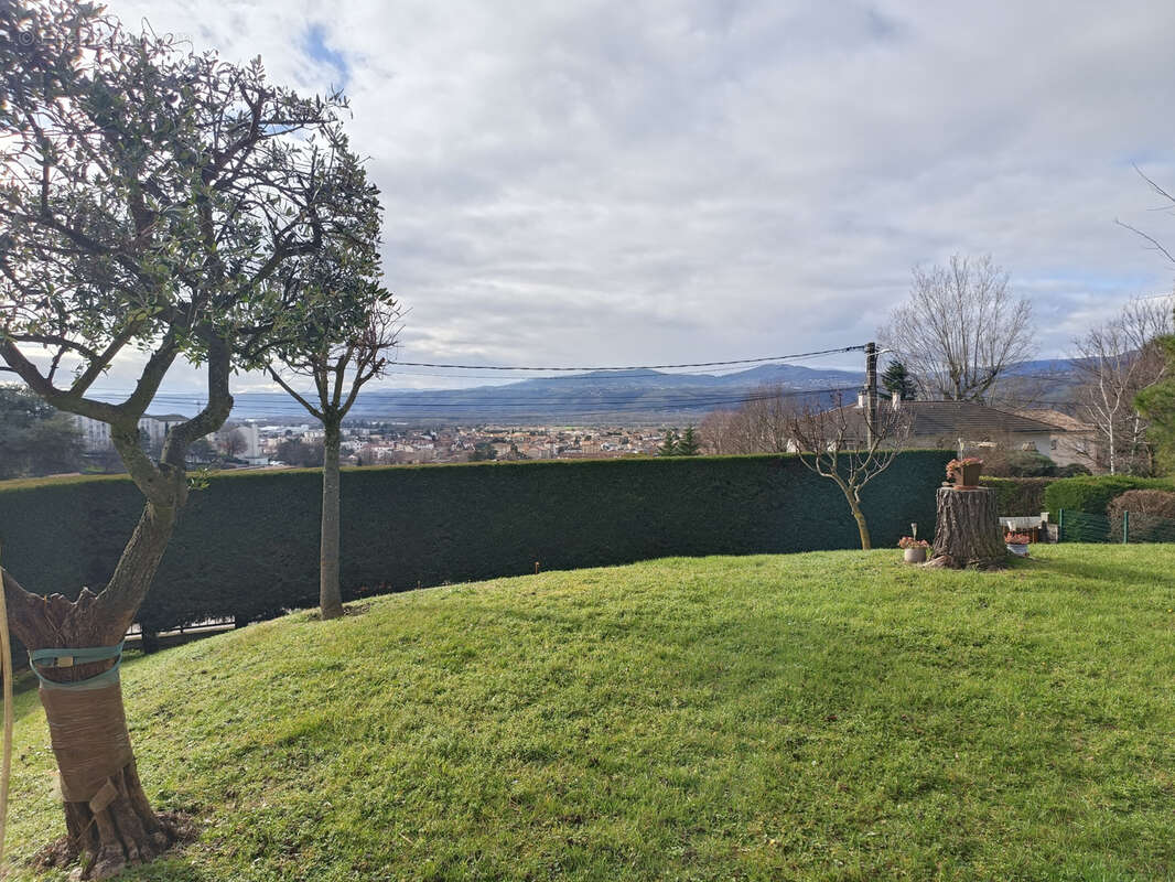 Maison à LE PEAGE-DE-ROUSSILLON
