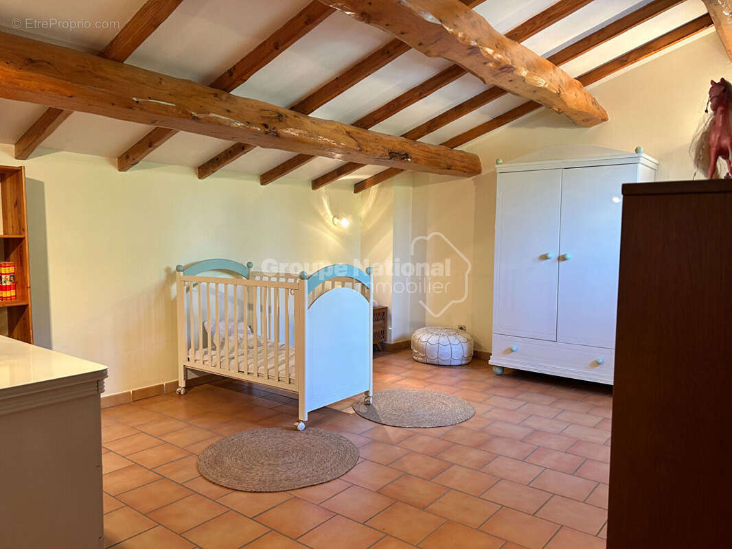 Maison à SAINT-ETIENNE-DU-GRES