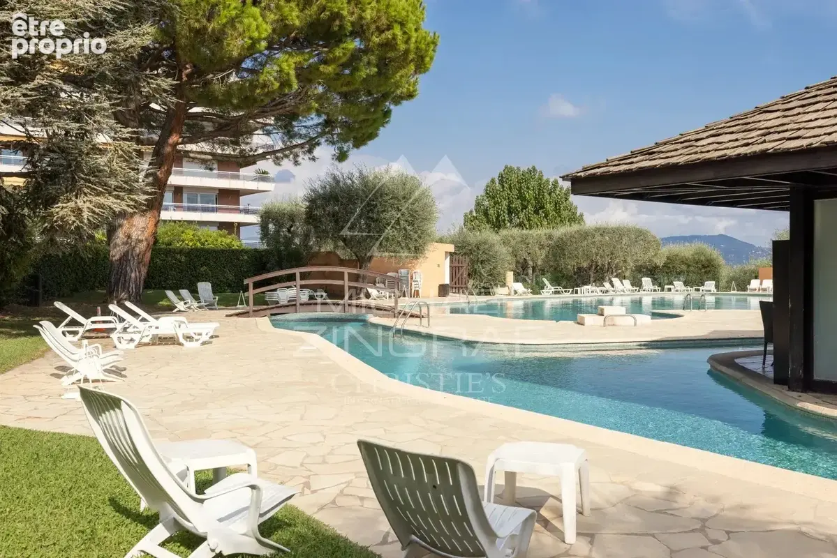 Nice Fabron – Bel appartement 5 pièces de 125 m² avec vue panoramique mer et terrasse de 53 m² - photo 13