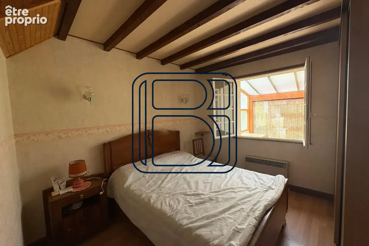 Maison 5 pièces 59 m² à vendre à Saint-Pierre-La-Bourlhonne (63480) - photo 4