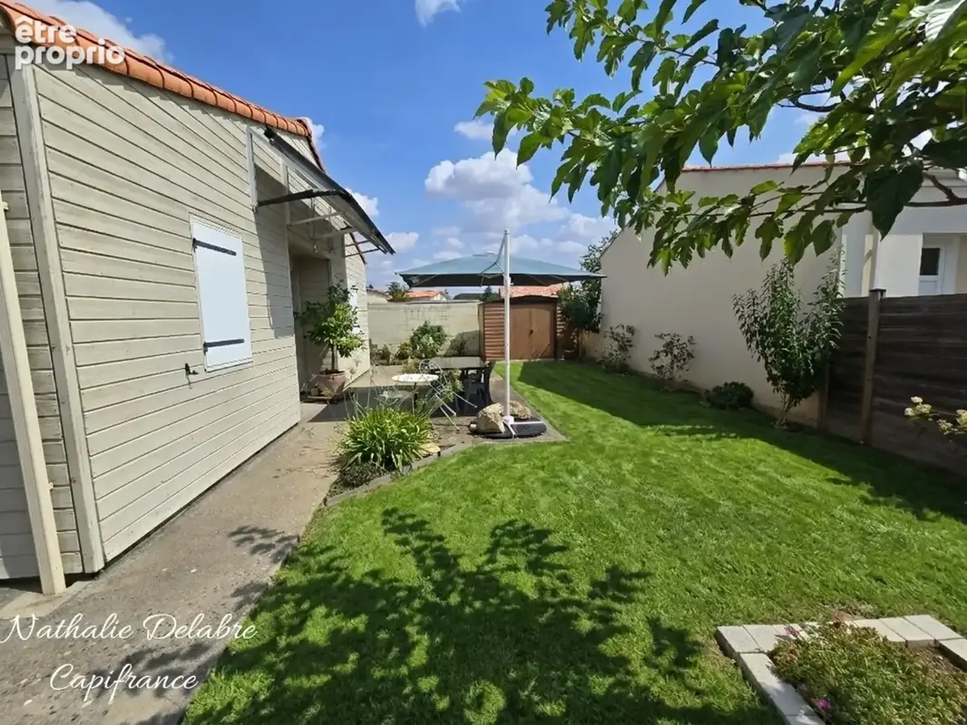 Maison à vendre 3 pièces LA CRECHE (79) - photo 3