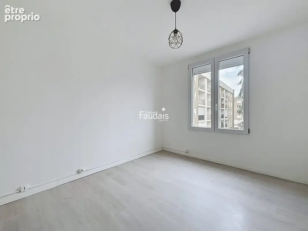 Appartement 4 pièces 73 m² à vendre à Saint-Lo (50000) - photo 8
