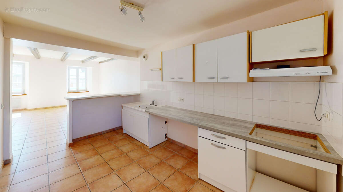 Maison à RIEUPEYROUX