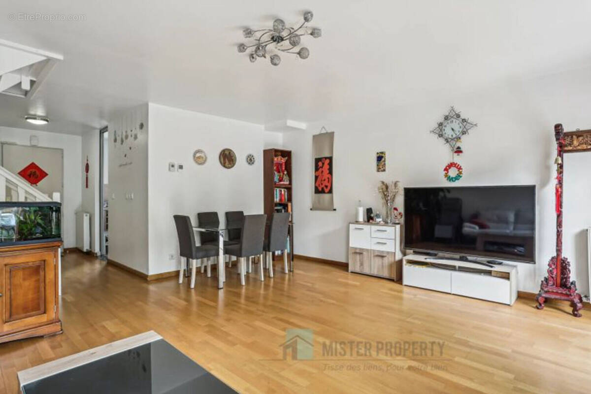 Appartement à MAISONS-LAFFITTE