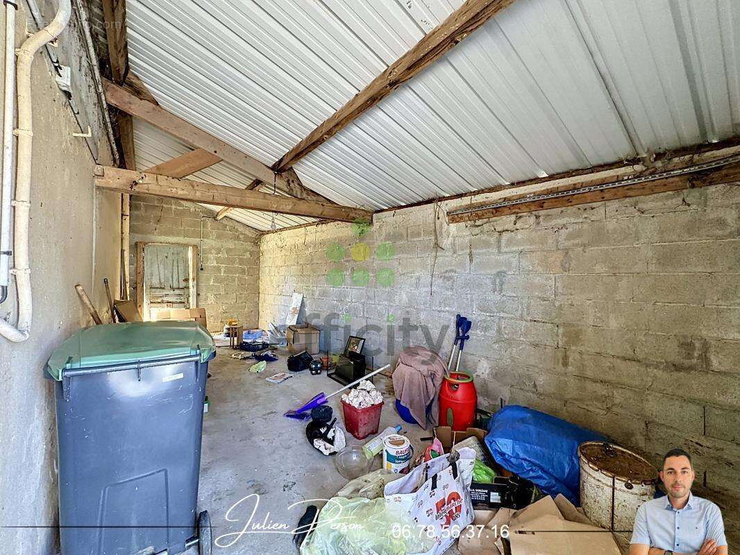Maison 102 m² à Saint-Hernin  - photo 20