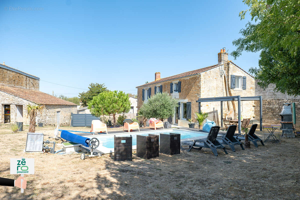 Maison familiale prête à vivre   Piscine, jardin sans vis-à-vis et aucun travaux ! - photo 22
