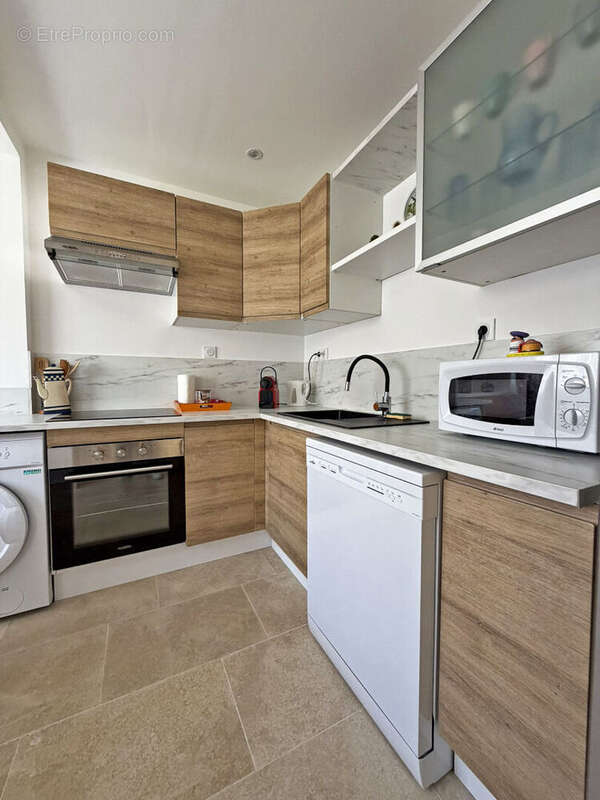 Appartement à PEYNIER