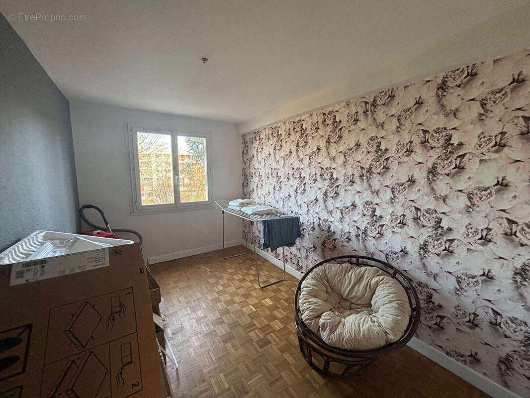 Luminosité, calme et volumes : Bel appartement familial de 82 m² ? Boulevard des Provinces - photo 6